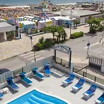 Mercedes Hotel