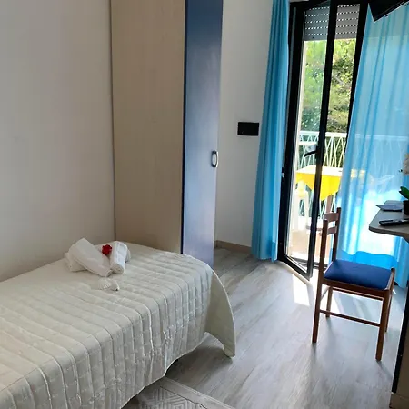 Mercedes Hotel