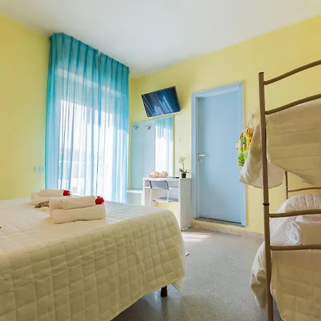 Mercedes מלון מיסאנו אדריאטיקו